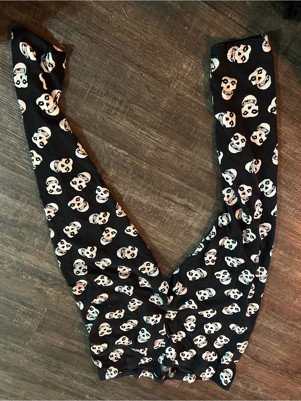 Iron Fist Black Leggings with White Skull Print
